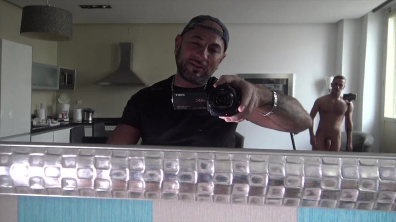 Best French sex tapes bareback: Ruben Martinez wird ohne gummi von Apolo Adrii gefickt