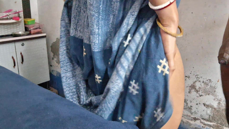 Busty Banuu: Calde e sexy donne desi scopate video porno
