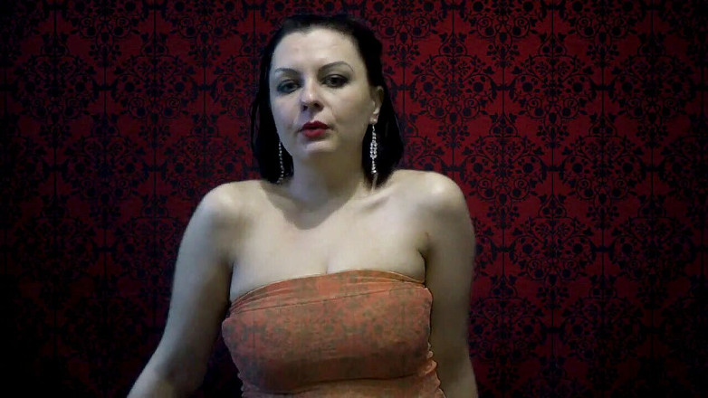 Goddess Misha Goldy: Грязно говорящая милфа-брюнетка в экшене инструкции по дрочке