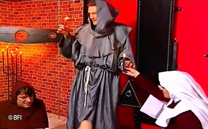 House of lords and mistresses in the spanking zone: 한계가 없는 종교