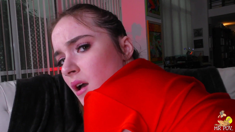 Mr. POV: La studentessa carina Hazel Moore è la troia anale!