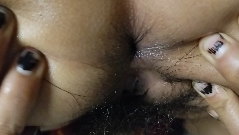 Xoxo Times: Bhabhi Ji Gadh May Ungli Dal Kar Seks Ka Maza...