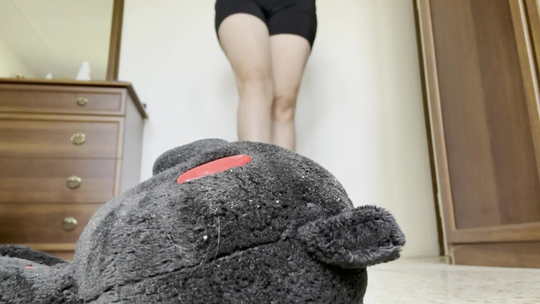 Bergami Melissa: Giantess Kaybedene Karşı