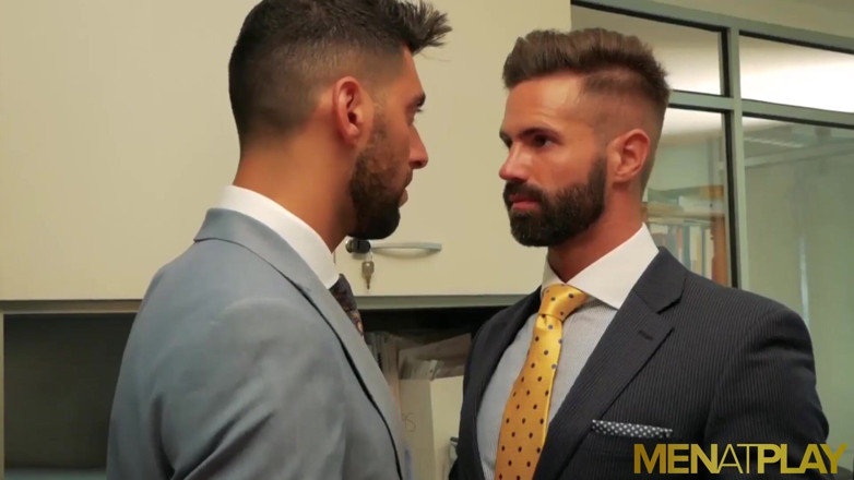 Menat Play: MENATPLAY - Colegas Dani Robles e Mick Stallone em foda anal