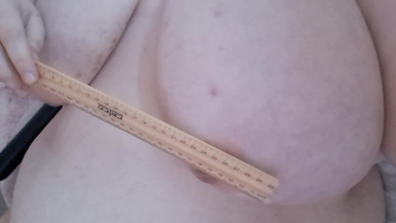 LaLaDelilah: Boobie đánh đòn