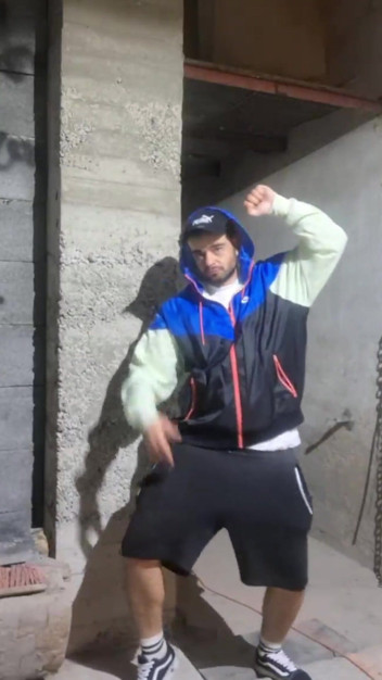 Skater, wear,shoes,socks and masturbate