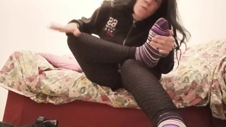Bergami Melissa: Padronadomination : lèche mes chaussettes puantes en sueur