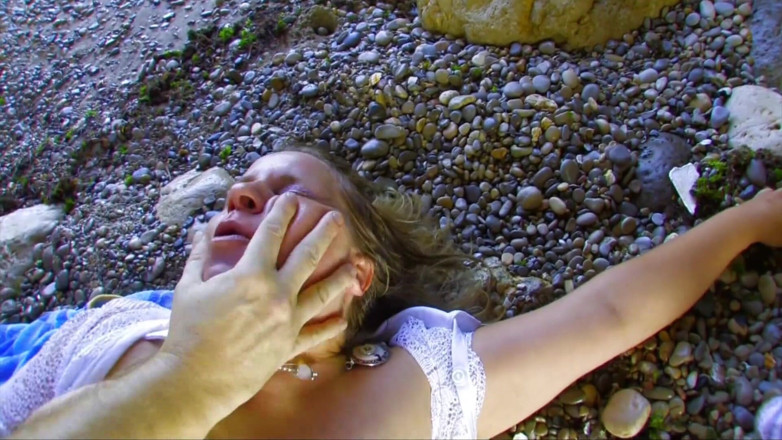 My Favorite Pornstars: Regordeta madura abierta y clavada en la playa