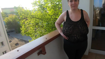 Lingerie Review: Provando le camicette filtranti senza censure