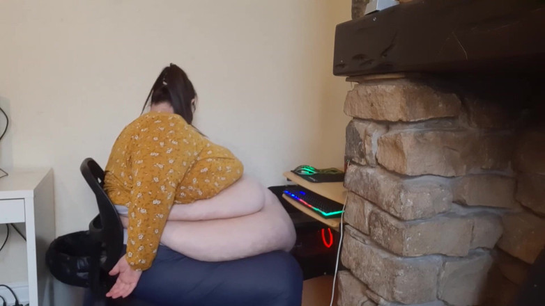 SSBBWLadyBrads: Awek paling gemuk di tempat kerja - perjuangan