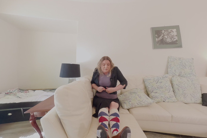 Erin Electra VR: 새엄마의 보지에서 순결을 잃는 배다른 아들