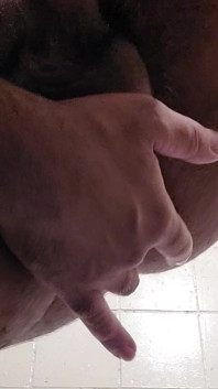 Quick Masturbation in the Bathroom