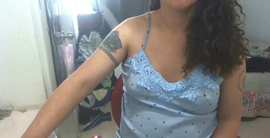 Nikki Montero: Stream bermula 11/05/2021 10:24 Am Pertunjukan kamera pajamas hari ini!