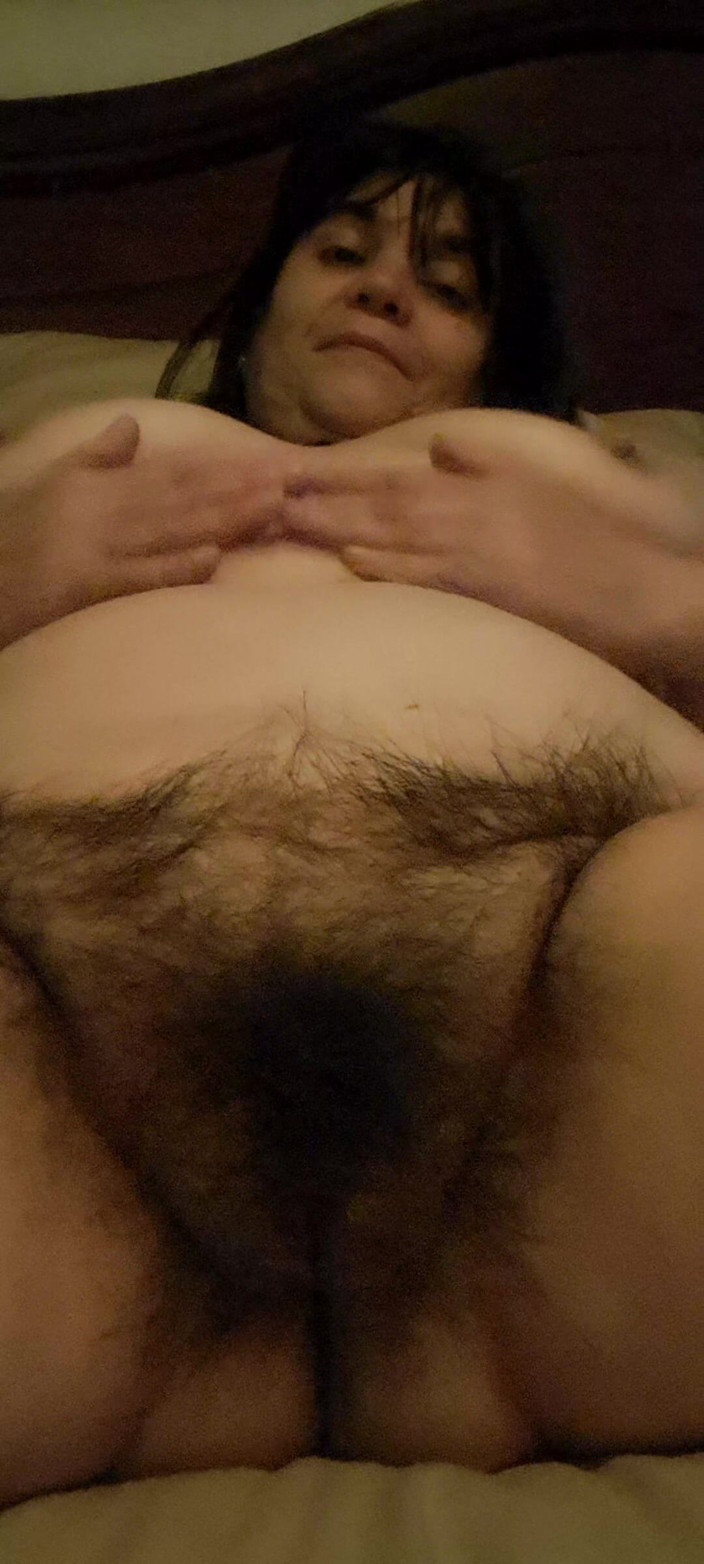 Mommy big hairy pussy: Для моєї любові волохата пизда