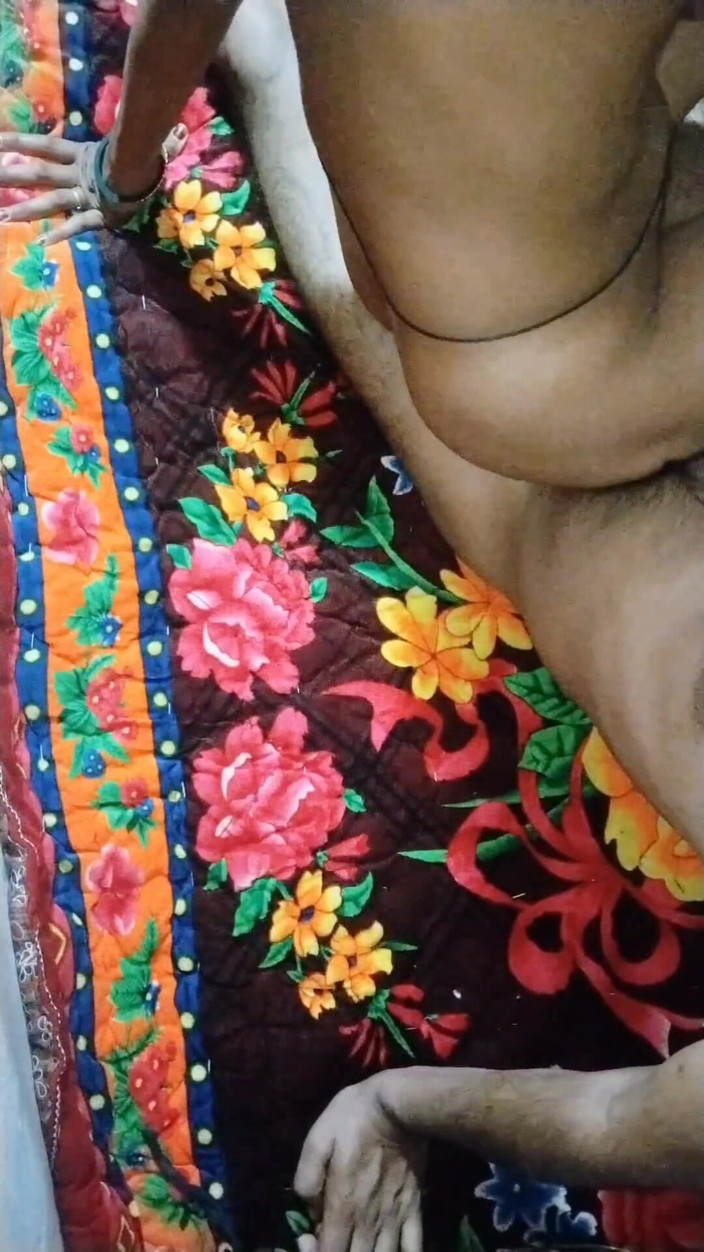 CHOUDHARYJAAN: Hot Muslim Friends