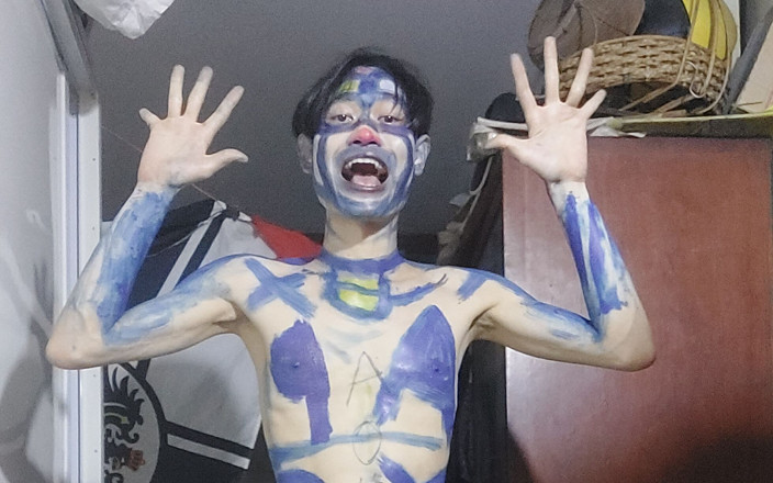 Clown likes to play with colors: Blue Chicken 2