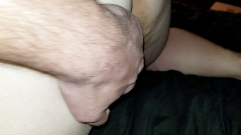 SexyNEBBW: Sexy grandota con batido de culo y un facial
