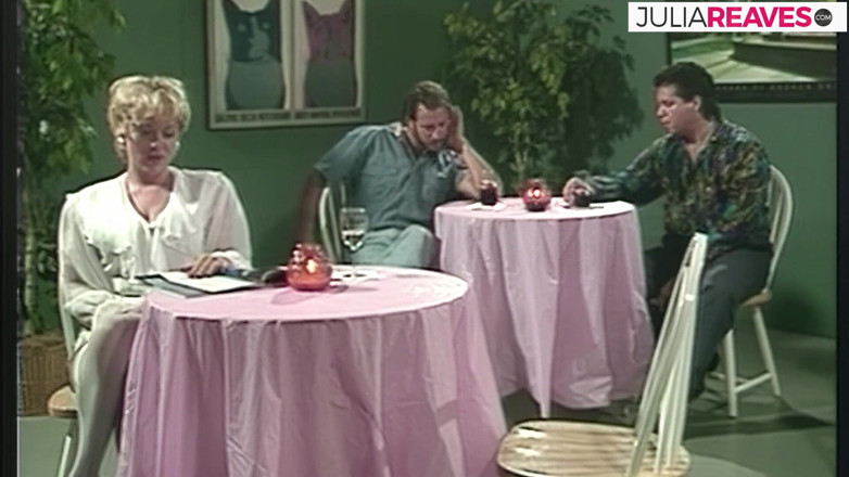 Retro German Amateurs: Rubia milf obtiene coño lamido mientras se relaja con un...