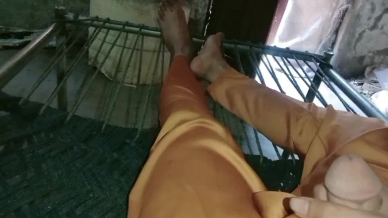 Desiboy gay: Pakostani sex room pełny gorący chłopak ręczna robota pełny seks...