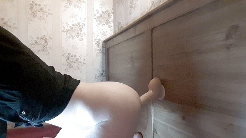 Christy G: 性感熟女骑乘假阳具