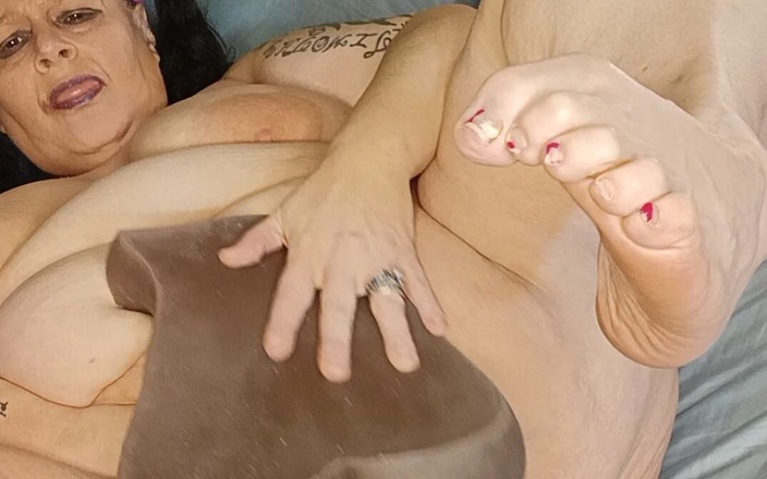 HerculesnVENUS: Naughty Nasty Wife Sneaks Out at Night to Be Boned...