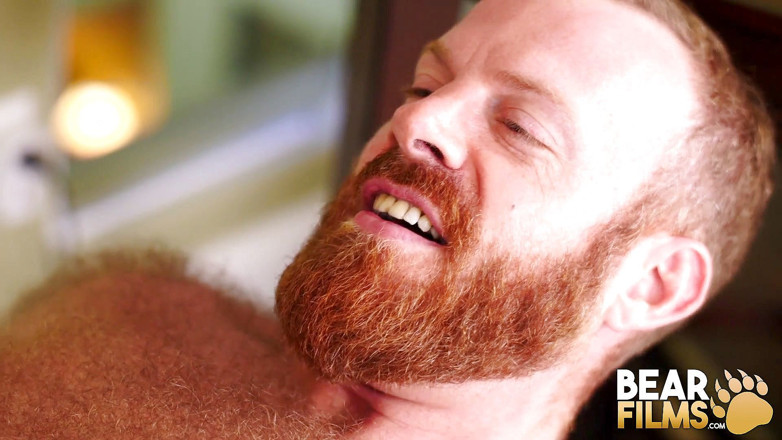 Bear Films: Bearfilms - golpe duro por Brad Kalvo para Russell Tyler