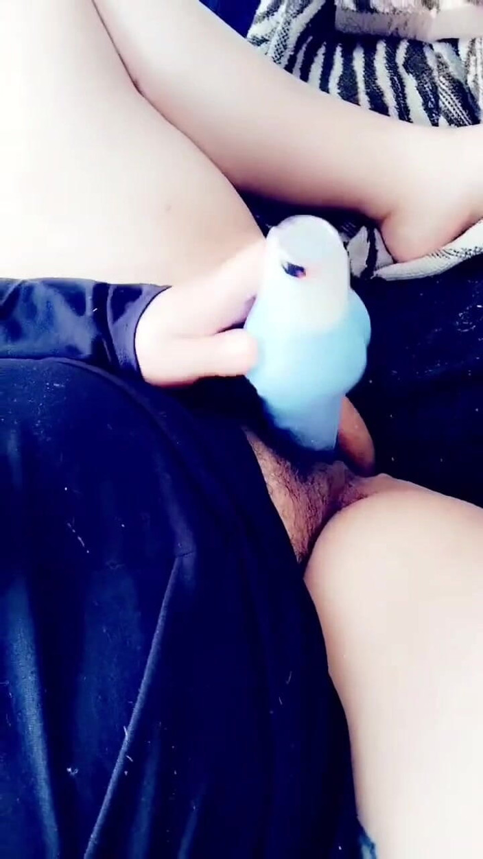 Domina Succubus: Robe noire avec mon gode bleu