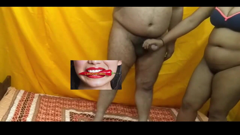 Hotty Jiya Sharmaa: Nuova ragazza indiana sesso unico all'aperto in audio hindi call...