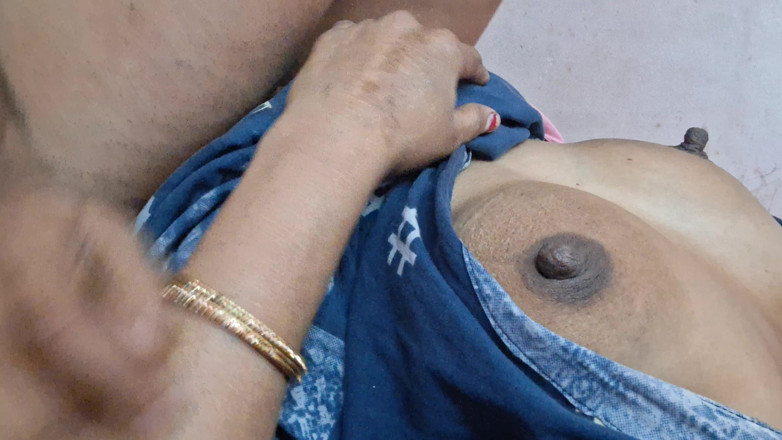 Busty Banuu: Meid neuken