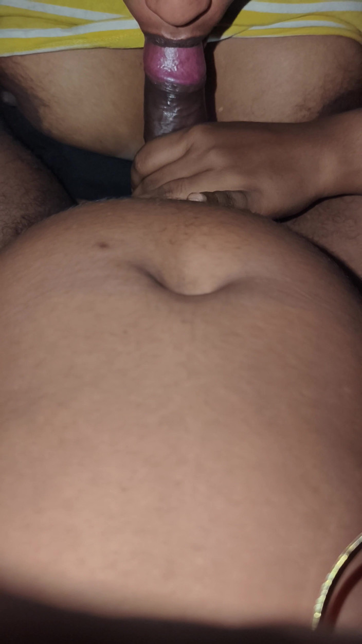 Realmallucouplevlog: Video nyepong kontol dan jilat toketku hari ini sama pacarku!
