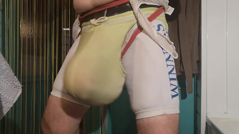 Monster_Meat_: Spandex utbuktande spel