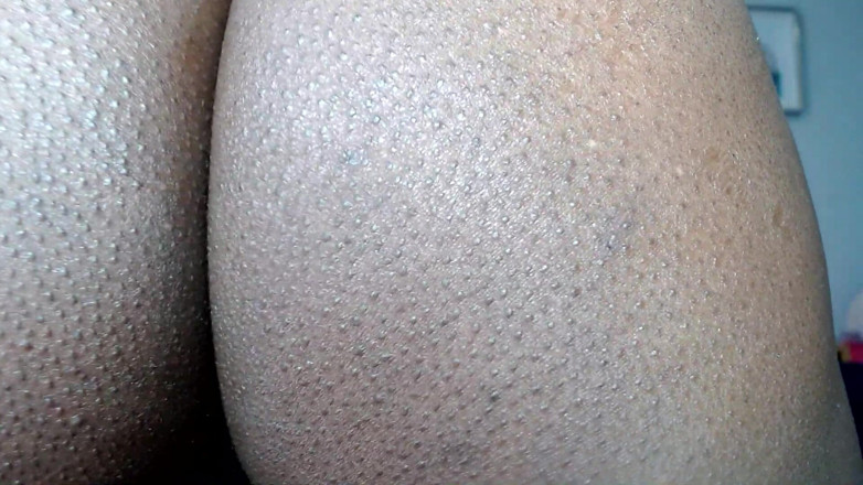 Maeling: Menelan Seluruh Koloni Kecil ke dalam pantat - Ebony Giantess Mael