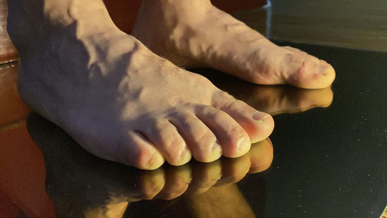 Placer_macho: Бажання починається, коли дзеркало розкривається більше, ніж шкіра.