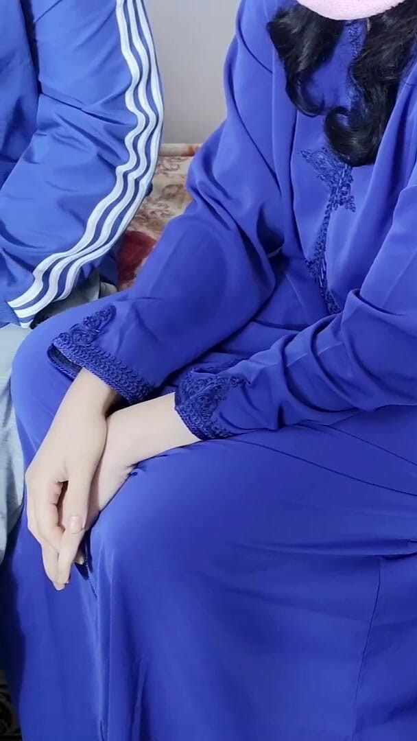 Basant: Seks Arabische vrouw Hijab