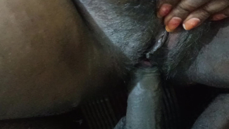 Telugu real fuck: Istri kesepian dientot habis-habisan sama pemilik rumah