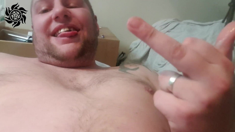 Jimbob Star GAY: Jimbob mengongkek pepek lelaki ketatnya dengan strap-on