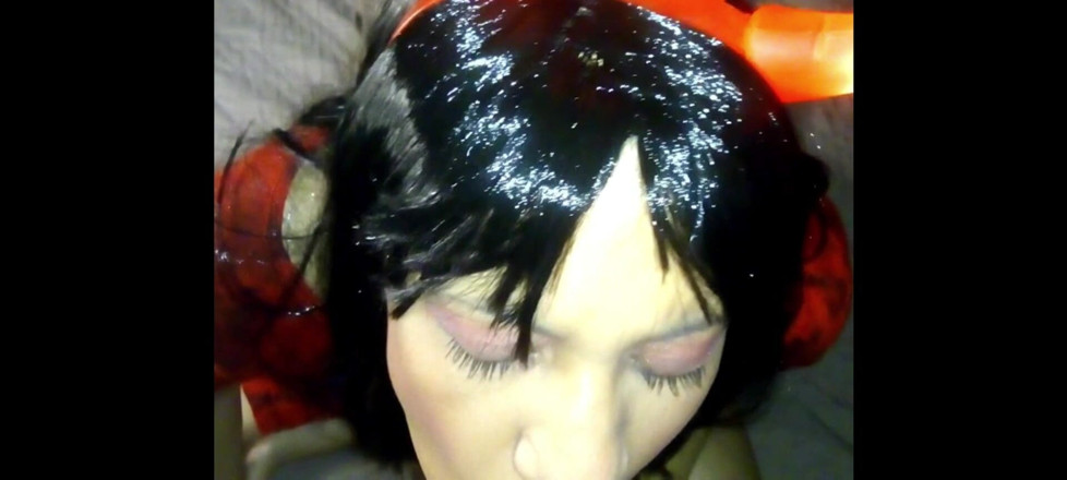 Nefertiti: Leite Colorido Engolindo Cabelo Compilado