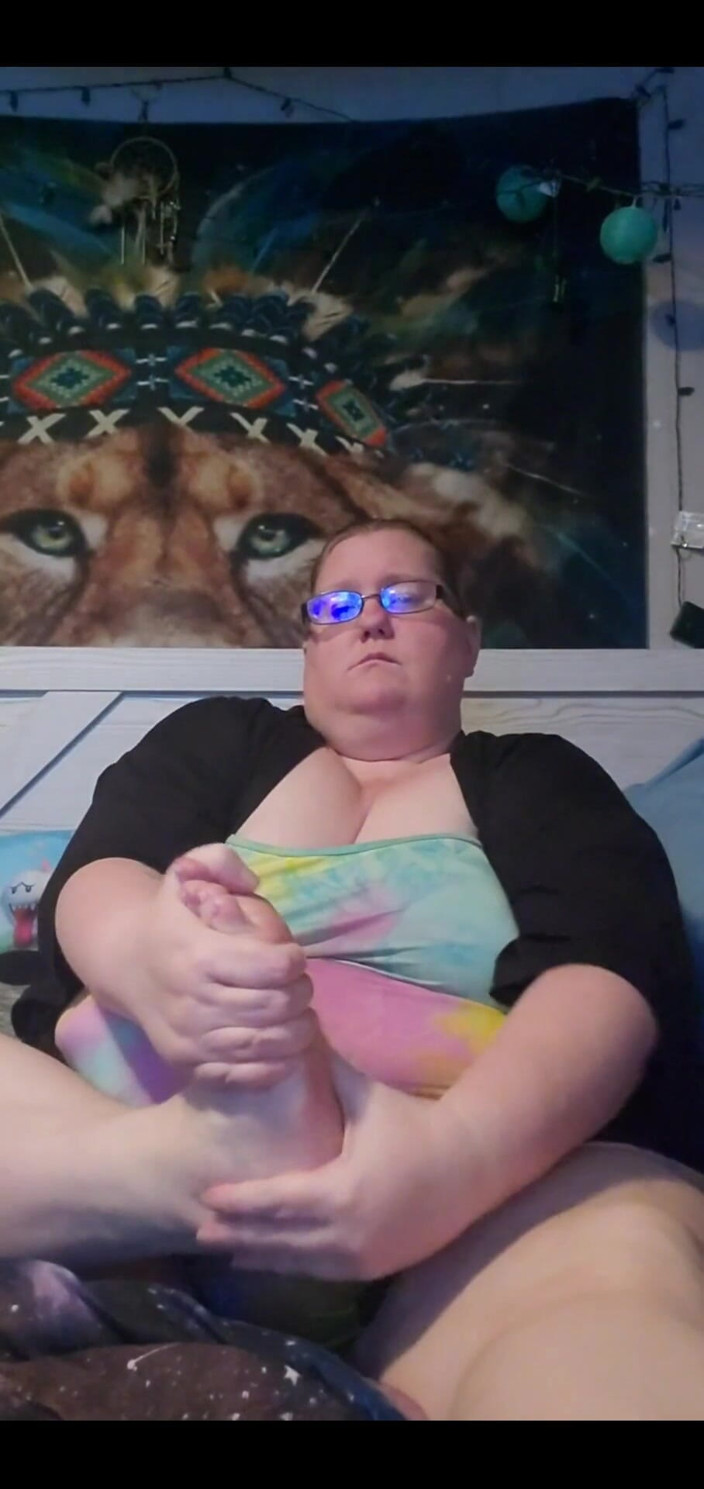 Misssunshinevip: Come Rub My Feet