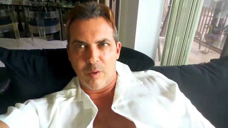 Cory Bernstein: सौतेले पापा Cory Bernstein और हिलाने वाला सौतेला बेटा बिरादरी में हस्तमैथुन करता है x सेक्स टेप