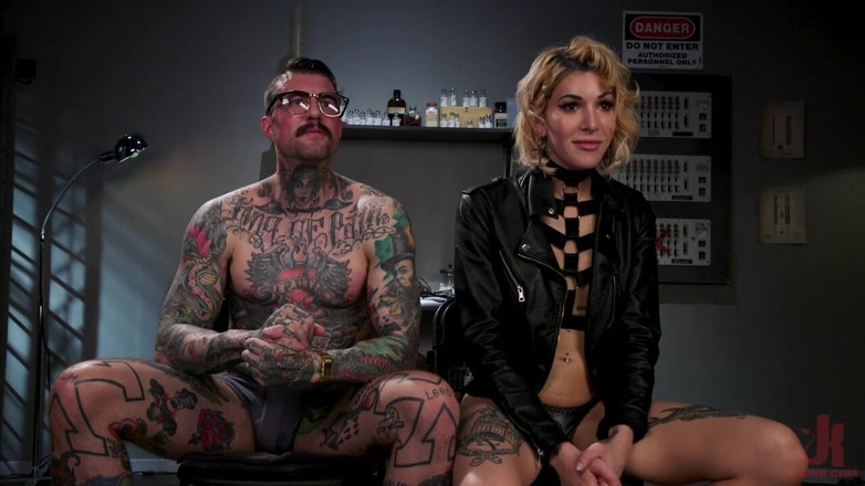 Kink TS: Submissive a.i. - si seksi ryder monroe dihukum sama ilmuwan sinis