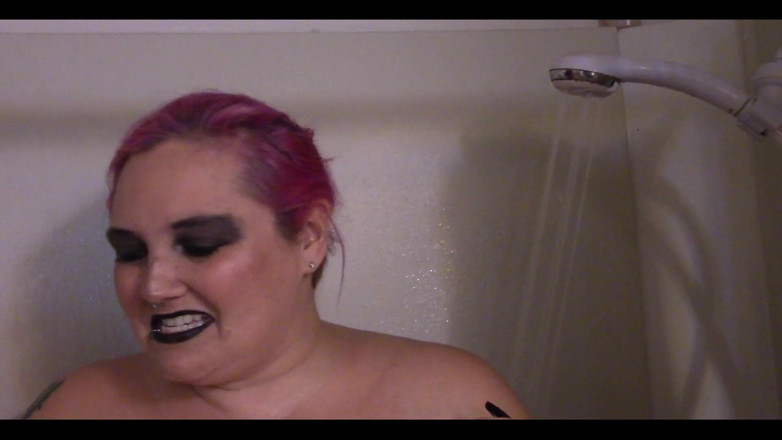 Sara Star: Nettoyage pour le tournage d’Halloween