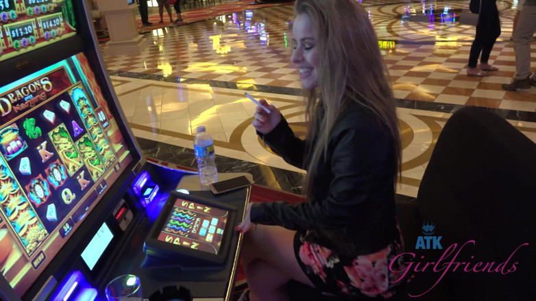 ATK Fans (Girlfriends): Virtueller urlaub in Las Vegas mit Lily Ford teil 1