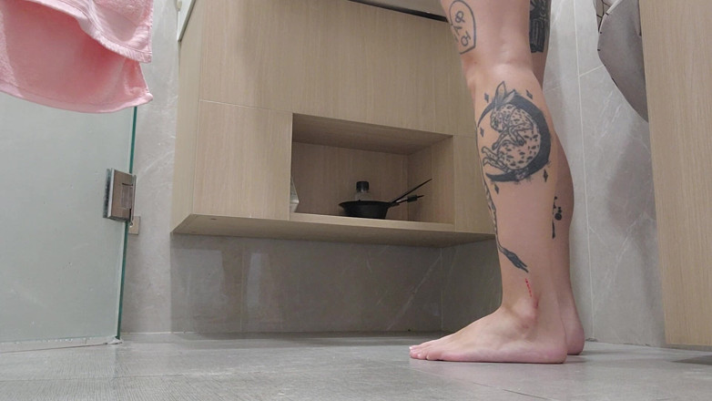 TattoedGirl666: 足フェチを無視する