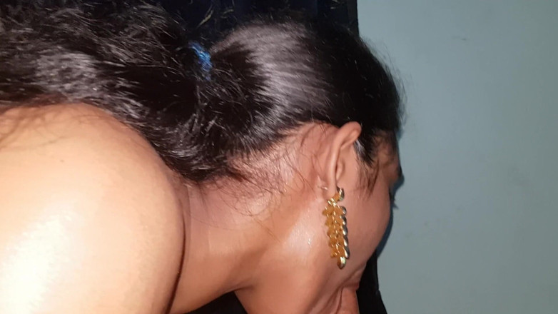 Immfuck: India hd - lamiendo lentamente las tetas follando chica del pueblo