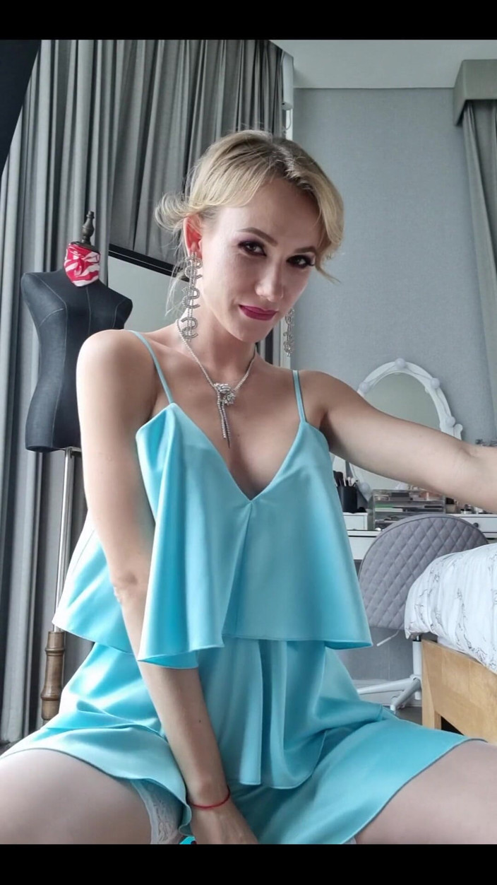 Angel The Dreamgirl: Abito blu