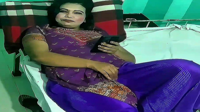 Romjan Khan: Indian Big Boobs Bhabhi Doing Sex Daily