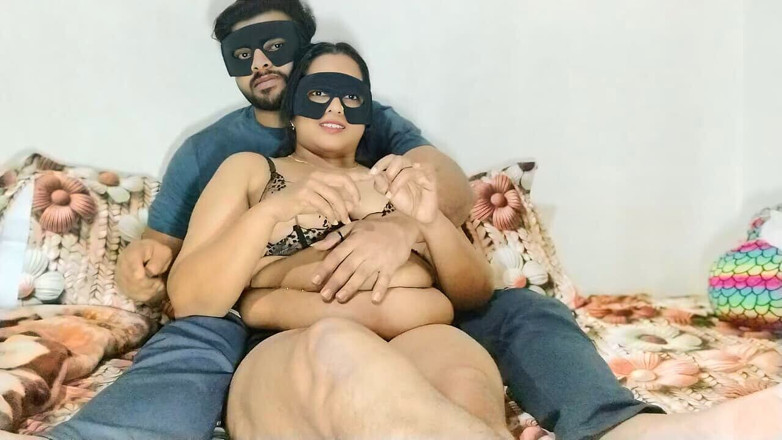 Kulsitham: Foreplay romantis pasangan Mallu bagian 1