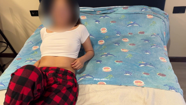 MeylinBoli: Video Lengkap Tetangga Yang Tinggal Di Luar Rumah