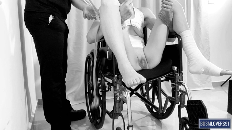 Bdsmlovers91: La oscuridad es un punto de vista - esclavitud de silla...
