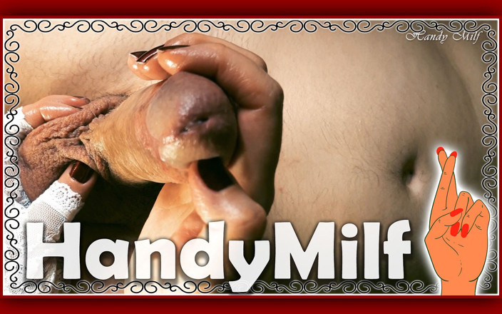 Handymilf: Günlük taşak boşaltma elle muamele
